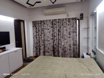 Bedroom in 3 BHK Apartment at Ambawadi – for Rent