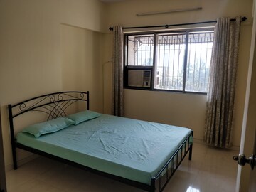 Bedroom in 2 BHK Apartment at Raj Paradise B Wing CHS Ltd, Andheri East – for Rent
