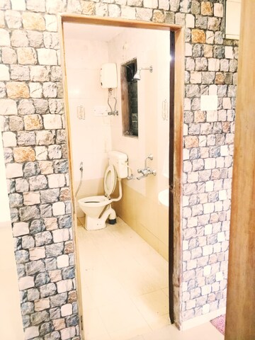 Master Plan in 2 BHK Apartment at Raj Paradise B Wing CHS Ltd, Andheri East – for Rent