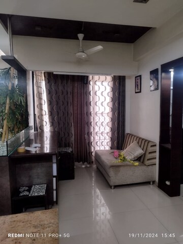 Living Room in 3 BHK Apartment at Ambawadi – for Rent