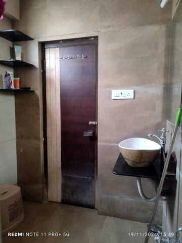 Bathroom in 3 BHK Apartment at Ambawadi – for Rent