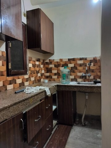 Kitchen in 1 BHK Builder Floor at Sector 47 – for Rent