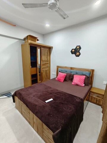 Bedroom in 2 BHK Apartment at Luke Tower, Jogeshwari West – for Rent