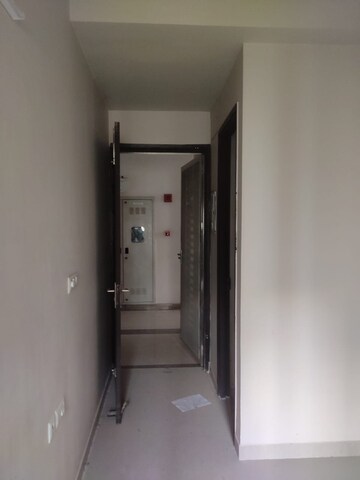 Building Lobby in 2.5 BHK Apartment at Hawelia Valenova Park, Amrapali Dream Valley – for Rent