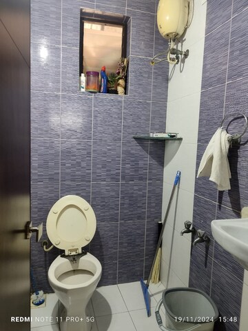 Bathroom in 3 BHK Apartment at Ambawadi – for Rent