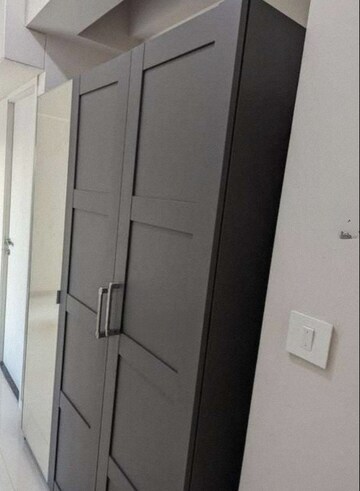 2 BHK Apartment For Rent in Rustomjee Azziano Wing D, Majiwada