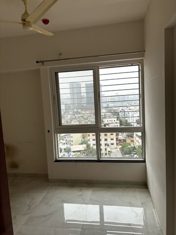 Room in 2 BHK Apartment at VTP HiLife, Wakad – for Rent