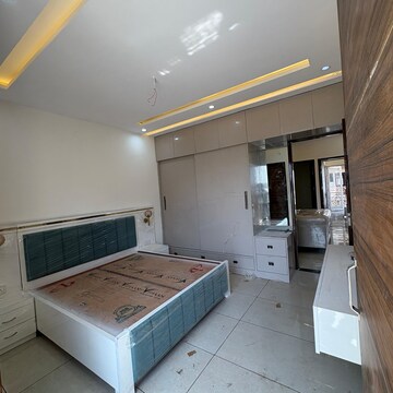 Room in 2 BHK Apartment at Kharar Landran Road – for Rent