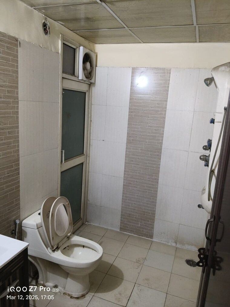 Bathroom, proview-laboni 2 Bedroom 1260 Sq.Ft. Apartment In Dundahera Ghaziabad 8444090
