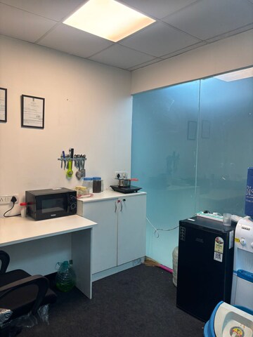  Office Space in IT/SEZ For Rent in Sector 64