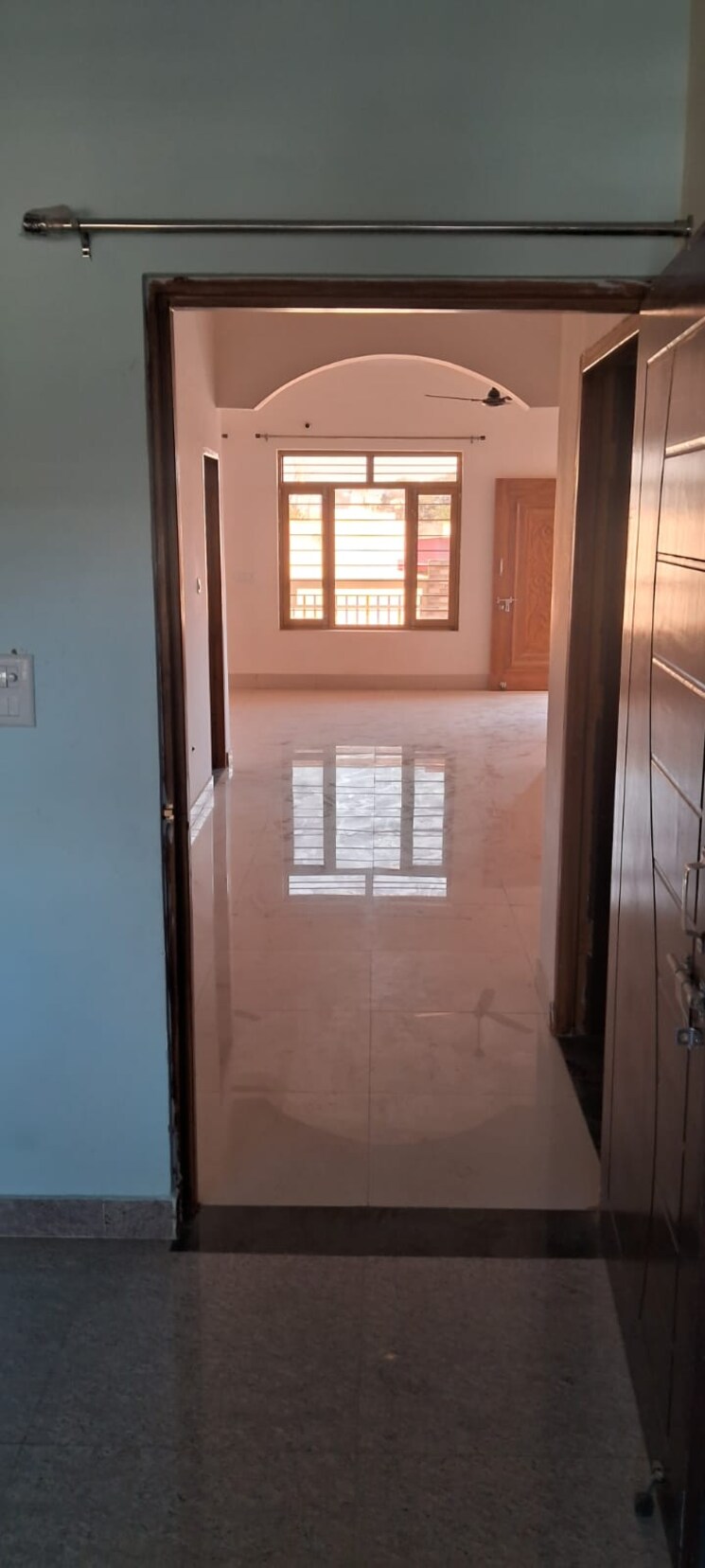 Room, gms road 3 Bedroom 2300 Sq.Ft. Independent House In Gms Road Dehradun 8444104
