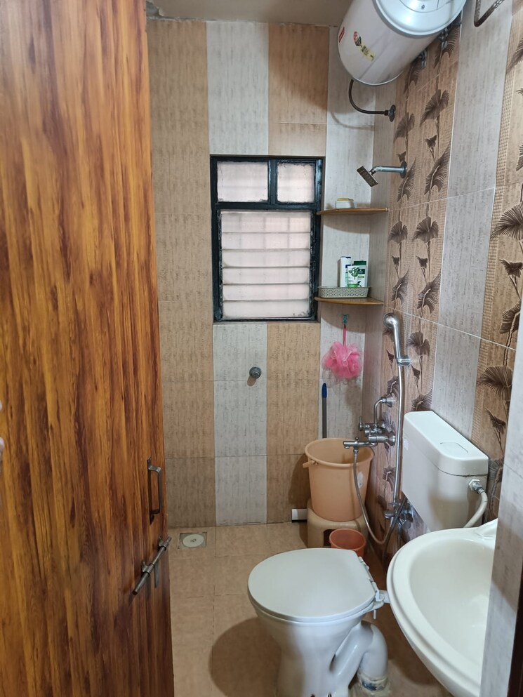 Bathroom, radiant-hill-view 2 Bedroom 1200 Sq.Ft. Apartment In Kondhwa Pune 8444116