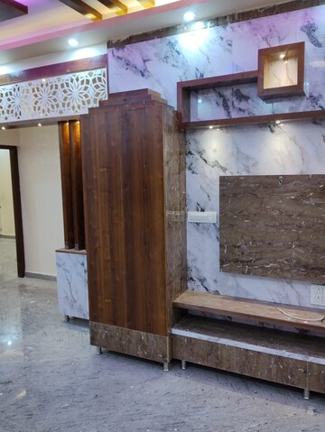 Room in 4 BHK Independent House at Kanaka Nagar – for Sale