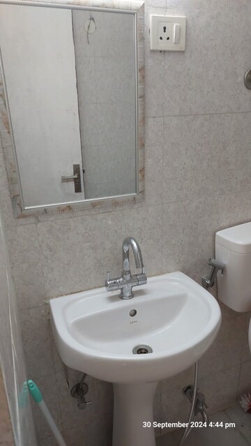 Bathroom in 3 BHK Apartment at Kbnows Apartment, Sector 16 Greater Noida – for Sale
