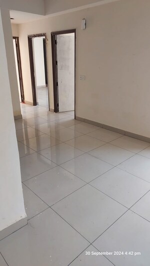 Bathroom in 3 BHK Apartment at Kbnows Apartment, Sector 16 Greater Noida – for Sale