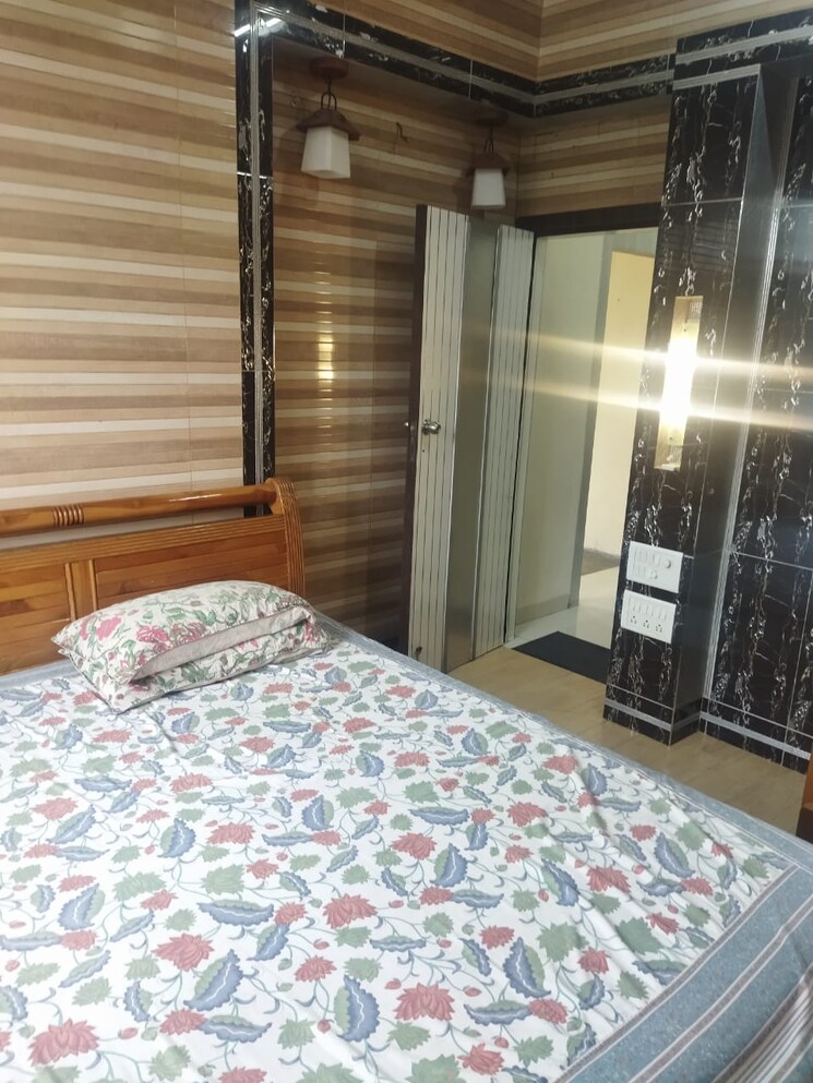 Bedroom, owners-court 1 Bedroom 550 Sq.Ft. Apartment In Apollo Bunder Mumbai 8444254