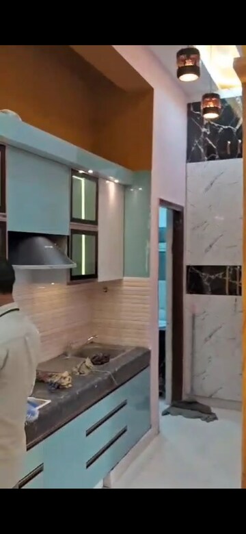 Room in 1 BHK Apartment at Radhey Krishna Casa Green I, Sector 16 Greater Noida – for Rent