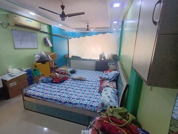 Bedroom in 2 BHK Independent House at Basera CHS Vashi, Vashi Sector 7 – for Rent