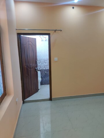 Room in 3 BHK Independent House at Niranjanpur – for Rent