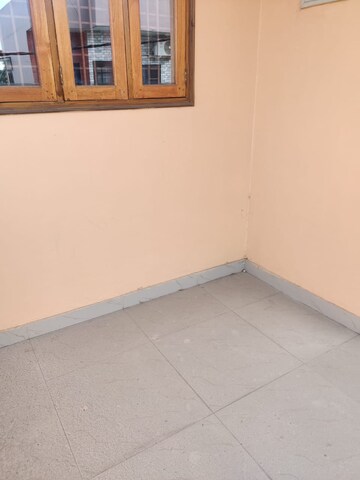Room in 3 BHK Independent House at Niranjanpur – for Rent