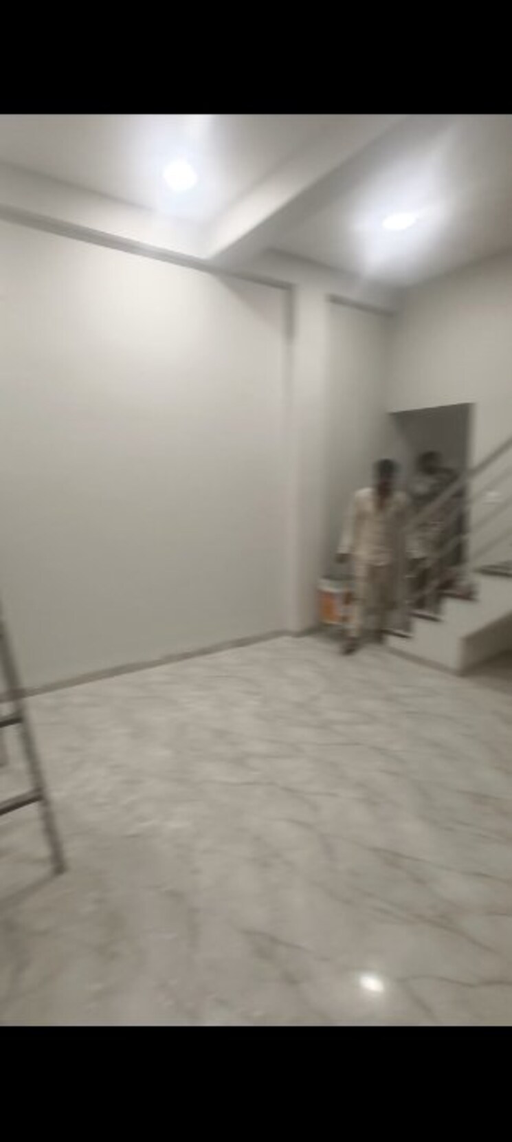 Room, anurag nagar 2 Bedroom 750 Sq.Ft. Independent House In Anurag Nagar Indore 8444415