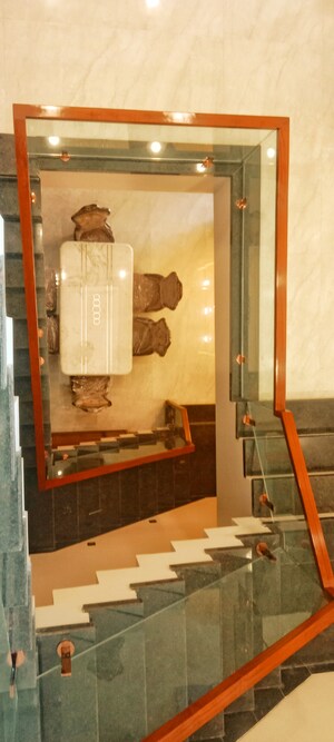 Furnished Amenities in 4 BHK Villa at Chitrakoot – for Sale