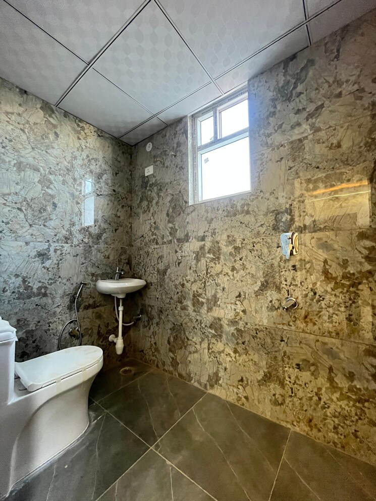 Bathroom, jagatpura 3 Bedroom 1584 Sq.Ft. Apartment In Jagatpura Jaipur 8444709