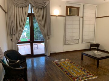 4 BHK Villa – Exterior View View at Sector 46 - for Rent