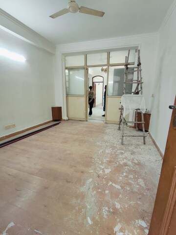 Room in 3 BHK Builder Floor at Malviya Nagar – for Rent