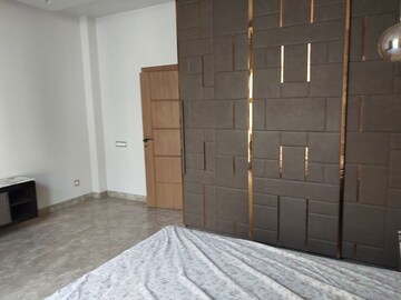 4 BHK Builder Floor For Rent in Upsidc Site B