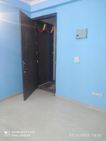Room in 1 BHK Builder Floor at Ignou Road – for Rent
