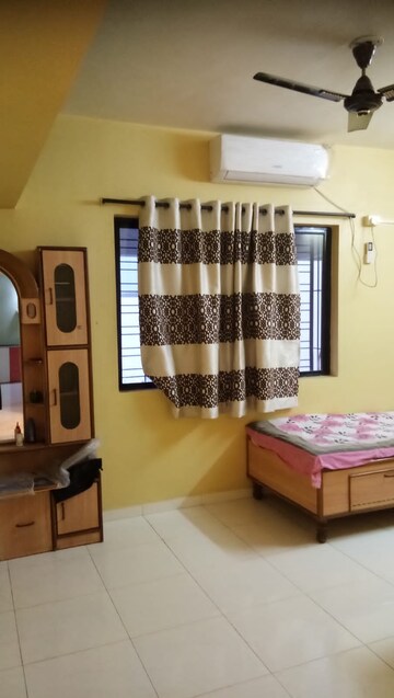 Living Room in 2 BHK Apartment at Madhuban Society, Vishrantwadi – for Sale