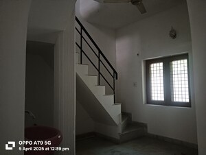 Room in 3 BHK Independent House at East Canal Road – for Sale