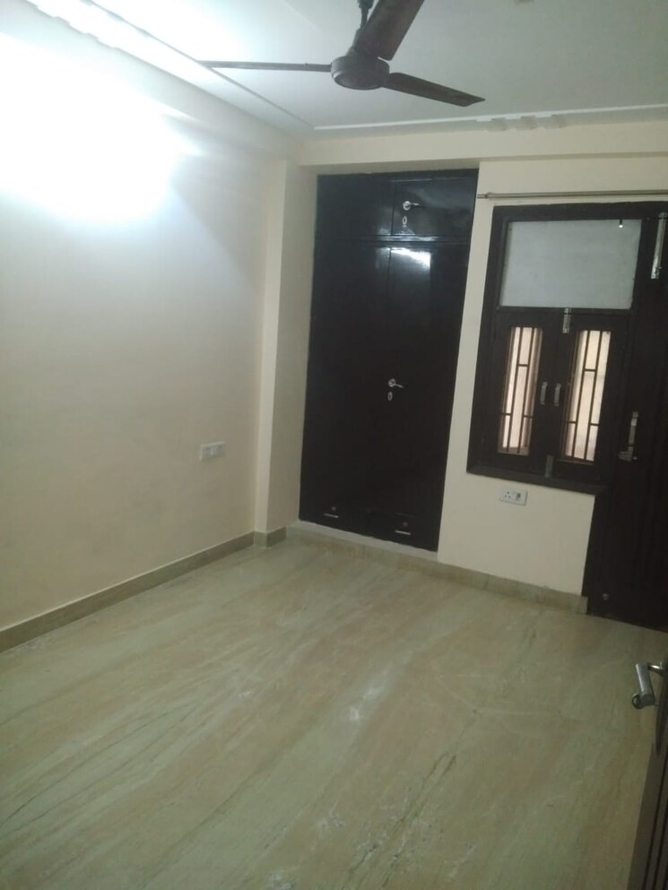 Room, paschim vihar 2 Bedroom 756 Sq.Ft. Builder Floor In Paschim Vihar Delhi 8445032