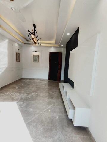 Kitchen in 4 BHK Builder Floor at Ansal API Versalia, Sector 67a – for Sale