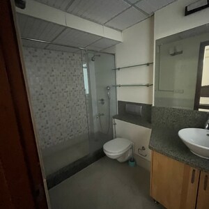 Bathroom in 4 BHK Apartment at Parsvnath Exotica, Sector 53 – for Sale