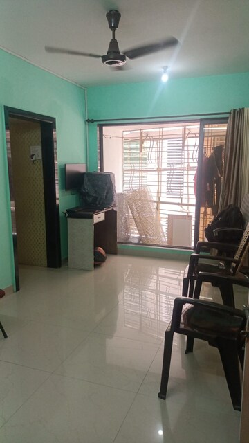 Living Room in 1 BHK Apartment at Vile Parle East – for Rent