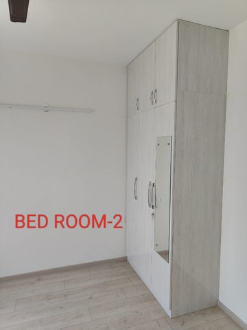Room in 3 BHK Apartment at Shapoorji Pallonji Joyville Gurgaon, Sector 102 – for Rent