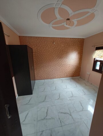 Bedroom in 3 BHK Apartment at Paschim Vihar – for Rent