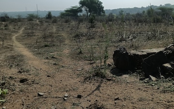 Plot For Sale in Airport Road