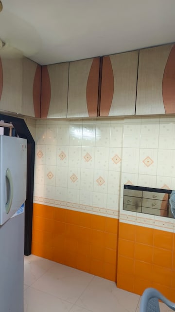  2 BHK Apartment at Damodar Park Apartment, Ghatkopar West – for Rent
