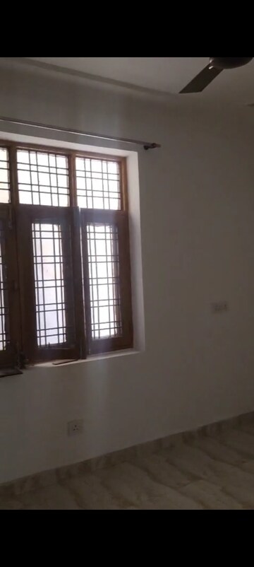 Room in 2 BHK Independent House at Aamwala – for Rent