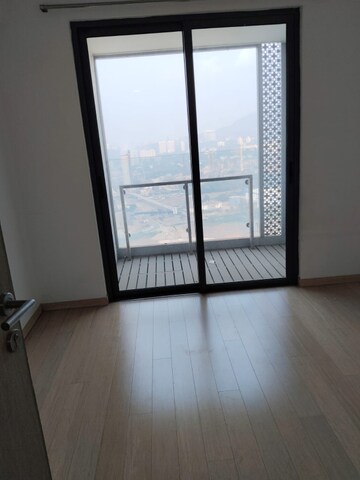 2 BHK Apartment For Rent in Lodha New Cuffe Parade, Wadala