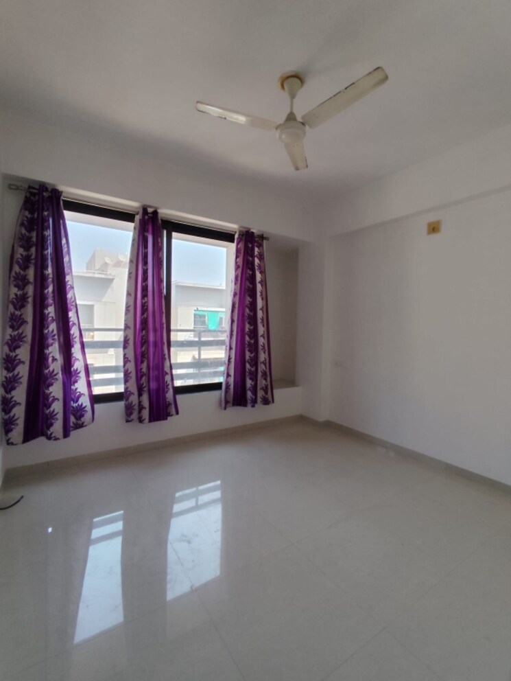 Room, chandkheda 2 Bedroom 1170 Sq.Ft. Apartment In Chandkheda Ahmedabad 8445330