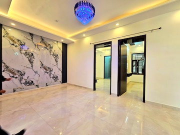 Room in 3 BHK Builder Floor at Kishanpura – for Sale