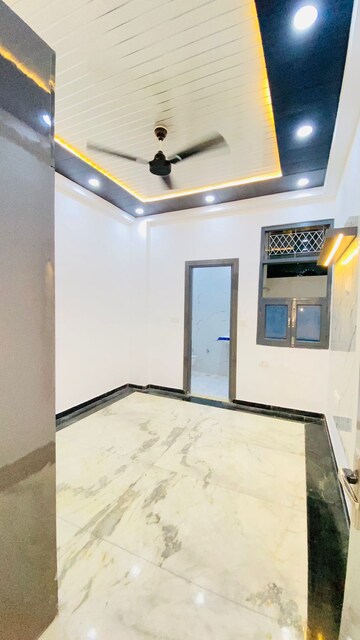 Room in 2 BHK Builder Floor at Indrapuram – for Sale