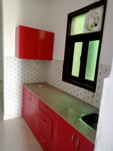 Master Bedroom in 1 BHK Builder Floor at Paryavaran Complex – for Rent