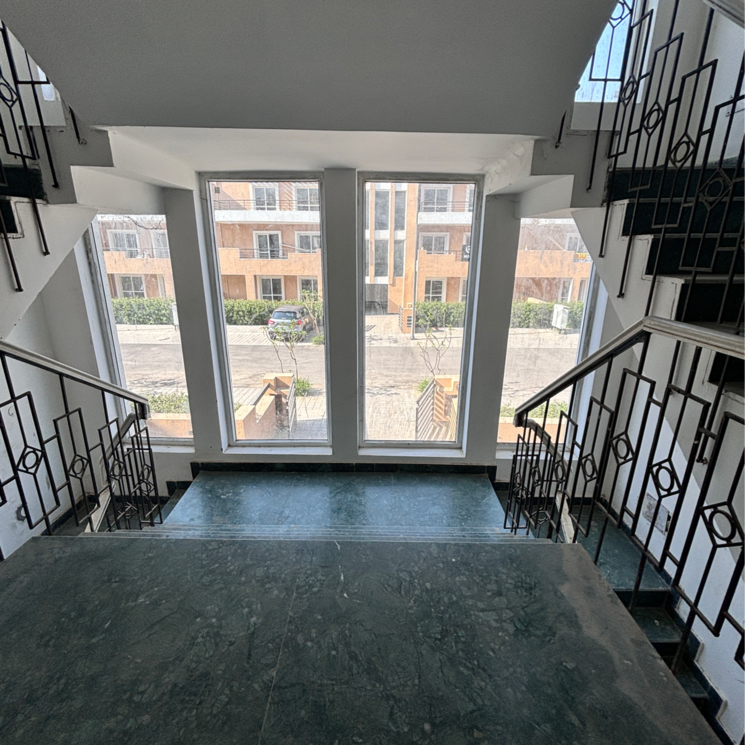  Parking, bptp-park-81 3.5 Bedroom 1481 Sq.Ft. Builder Floor In Sector 81 Faridabad 8445395