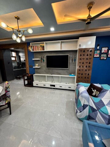 Parking in 3 BHK Builder Floor at Puri Kohinoor Emporium, Sector 89 – for Sale