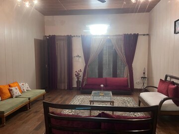 Bedroom in 1 BHK Builder Floor at Dalanwala – for Rent
